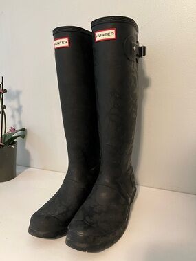 Hunter Black Insole with White Logo and Markings